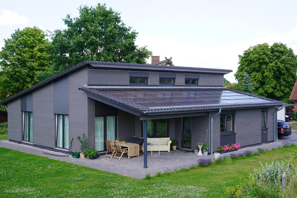 Fertiges Holzhaus von Holzbau Schröder, schlüsselfertig übergeben
