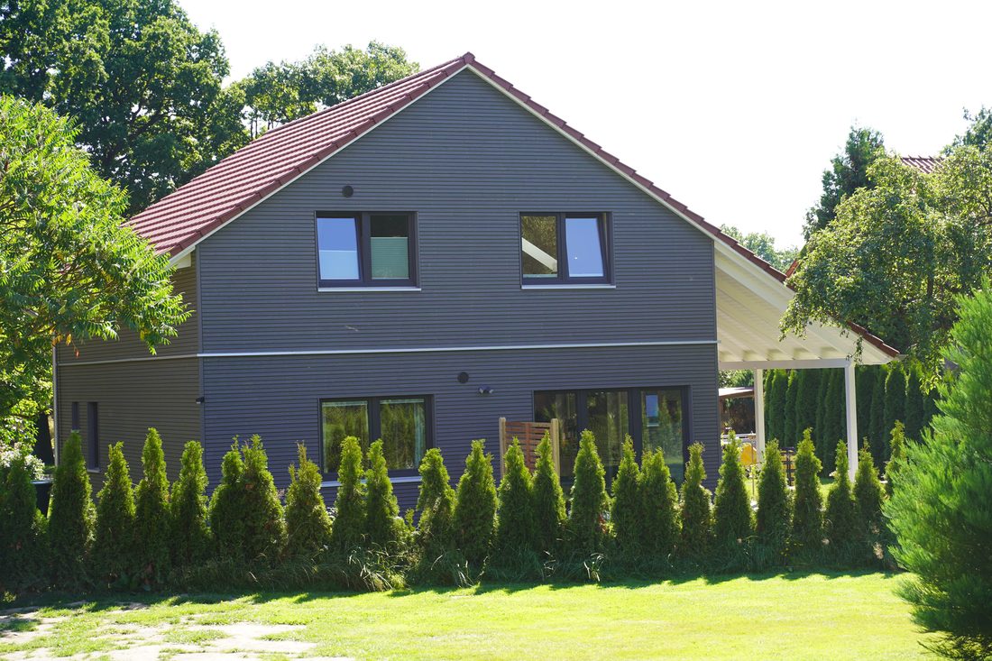Fertiges Holzhaus, schlüsselfertiger Neubau