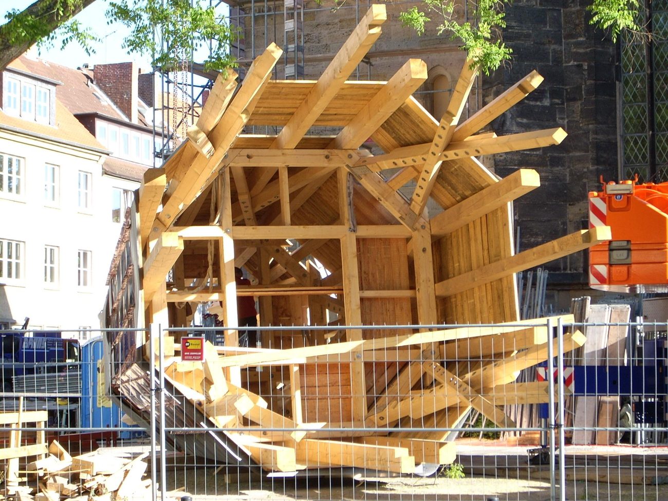 Großvolumige Holzkonstruktion von Holzbau Schröder